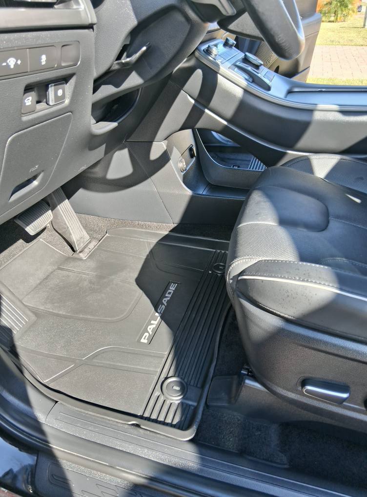 Clean car interior seats and floor after professional detailing service at Diamond Auto Spa